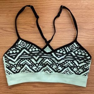 ❤️ Victoria’s Secret Mint and Black Pattern Bralette Sports Bra Size Small